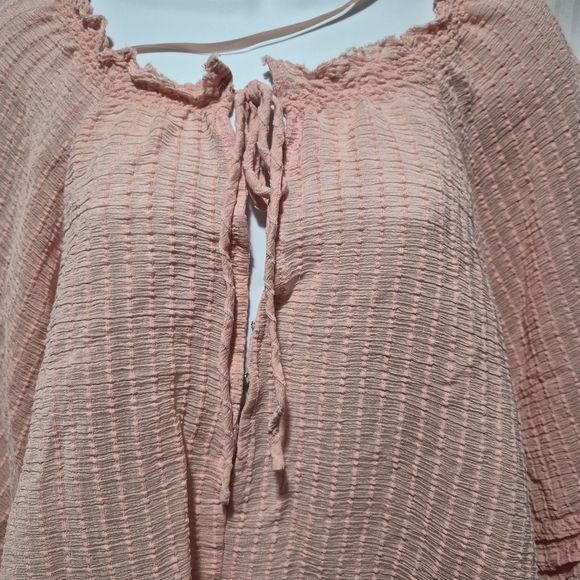 Women's Large Free People Pink Textured Top/ Blouse - Picture 4 of 10